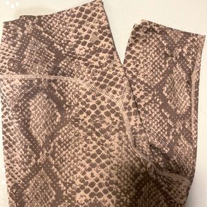 Balance athletica legging boa